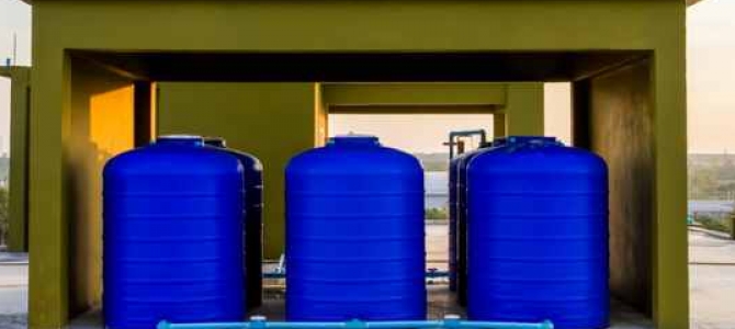 What is the best colour for a water tank?